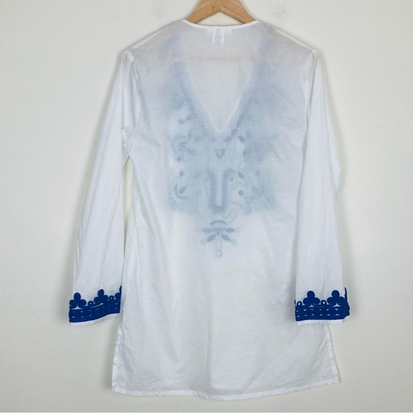 La Blanca white tunic swim cover with blue embroidery at cuffs add split neck. S - Picture 6 of 6